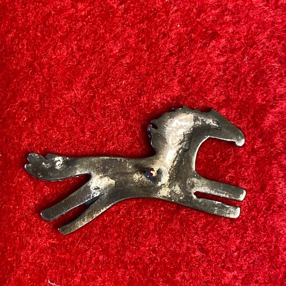 Silver Tone Pony Horse Equestrian Pin - Picture 12 of 12